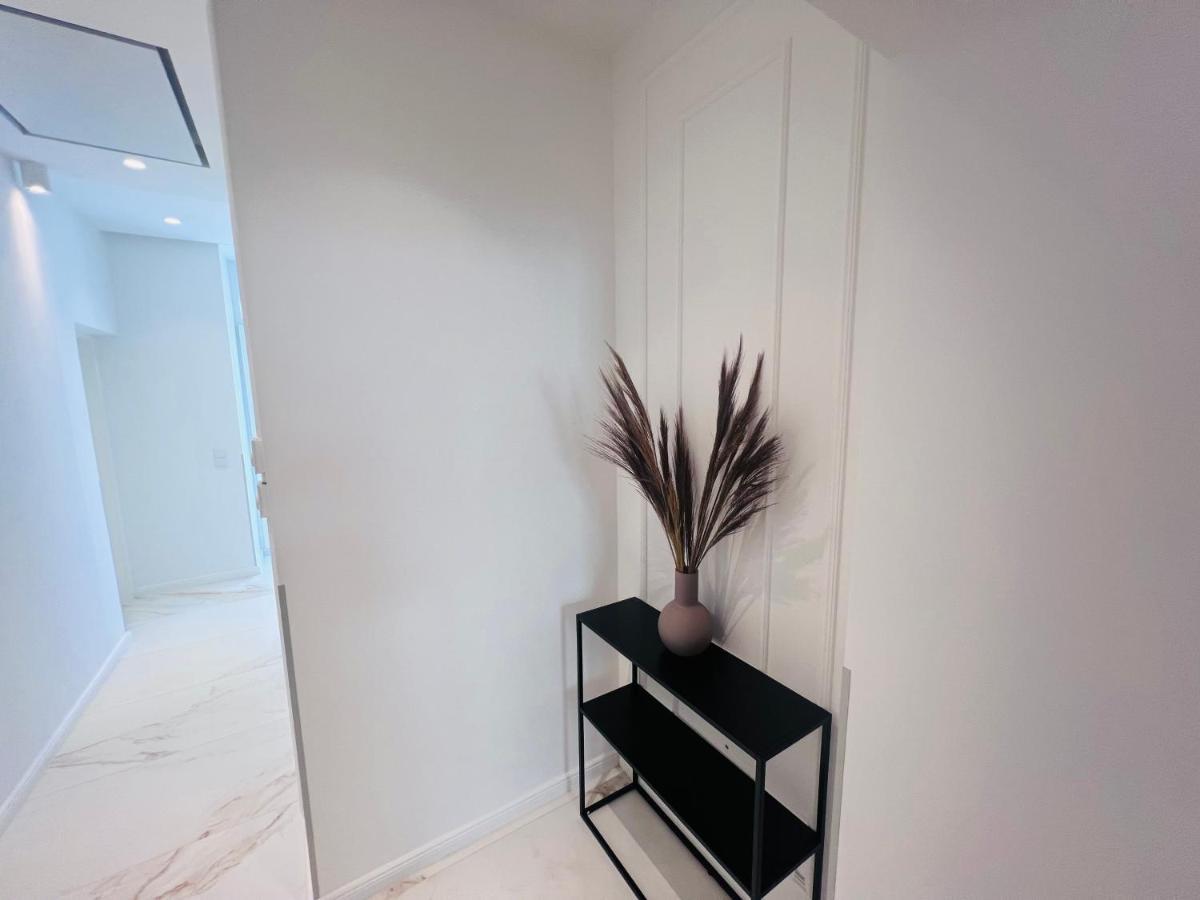 Zeus Design Apartment Schlosspark Schoenbrunn Вена Экстерьер фото