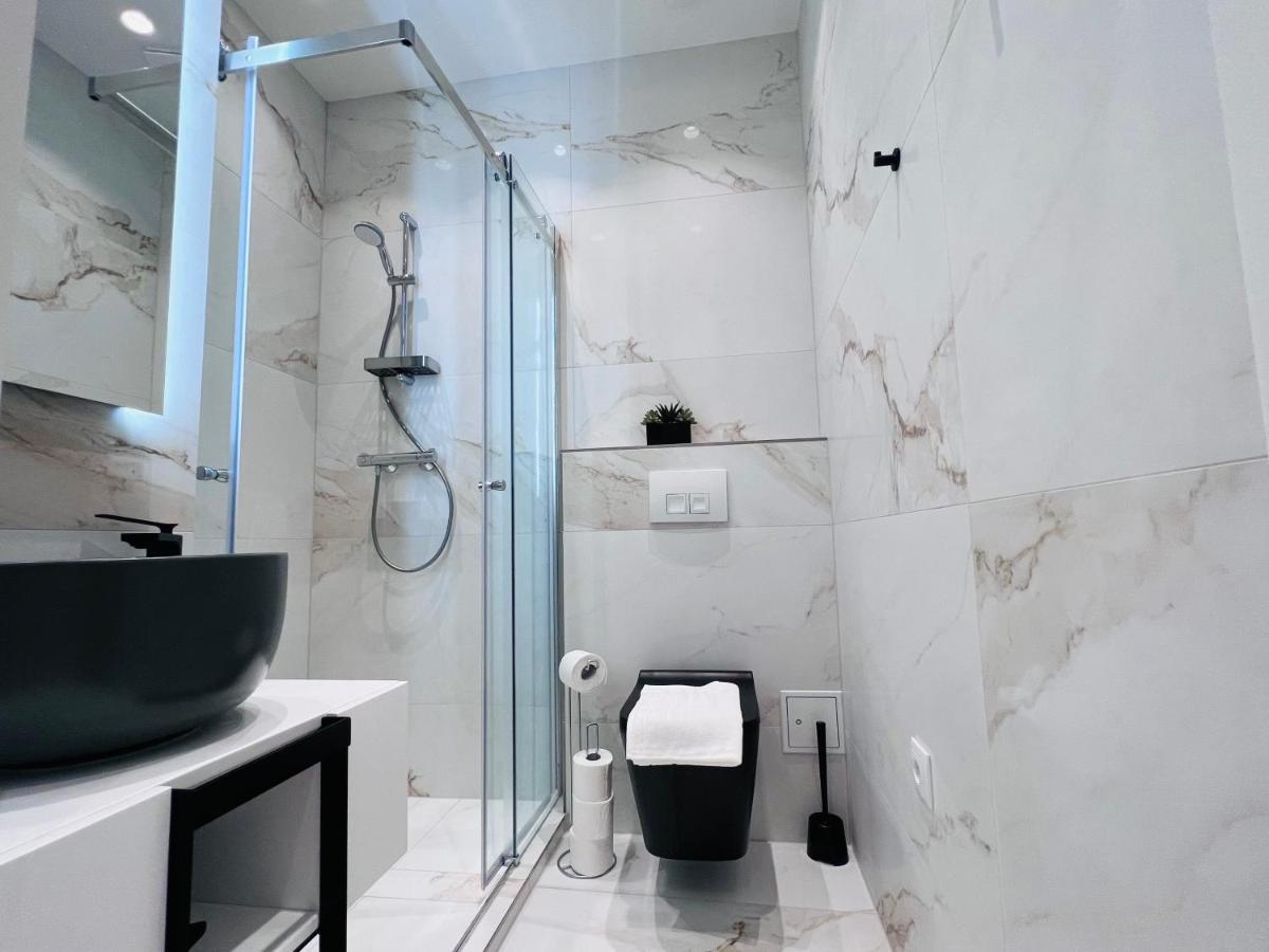 Zeus Design Apartment Schlosspark Schoenbrunn Вена Экстерьер фото